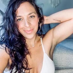 Meet your Posher, Sasha